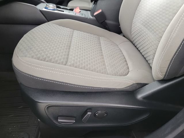 Certified 2022 Ford Escape SE w/ SE Sport Appearance Package FWD image 14