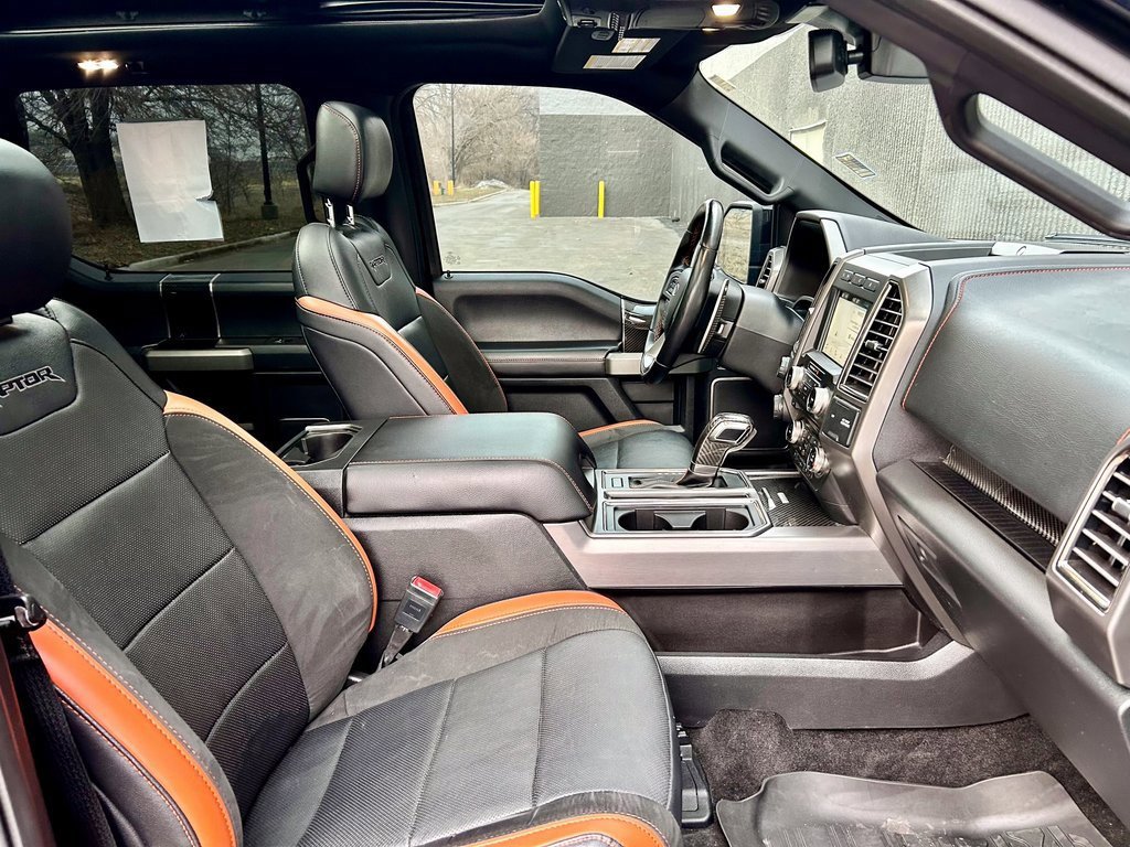 Certified 2018 Ford F150 Raptor w/ Equipment Group 802A Luxury image 18