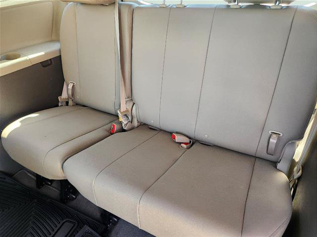 Used 2020 Toyota Sienna XLE Premium FWD image 31