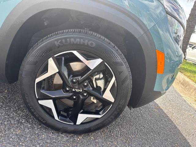 Used 2025 Kia Seltos EX AWD/4WD image 9