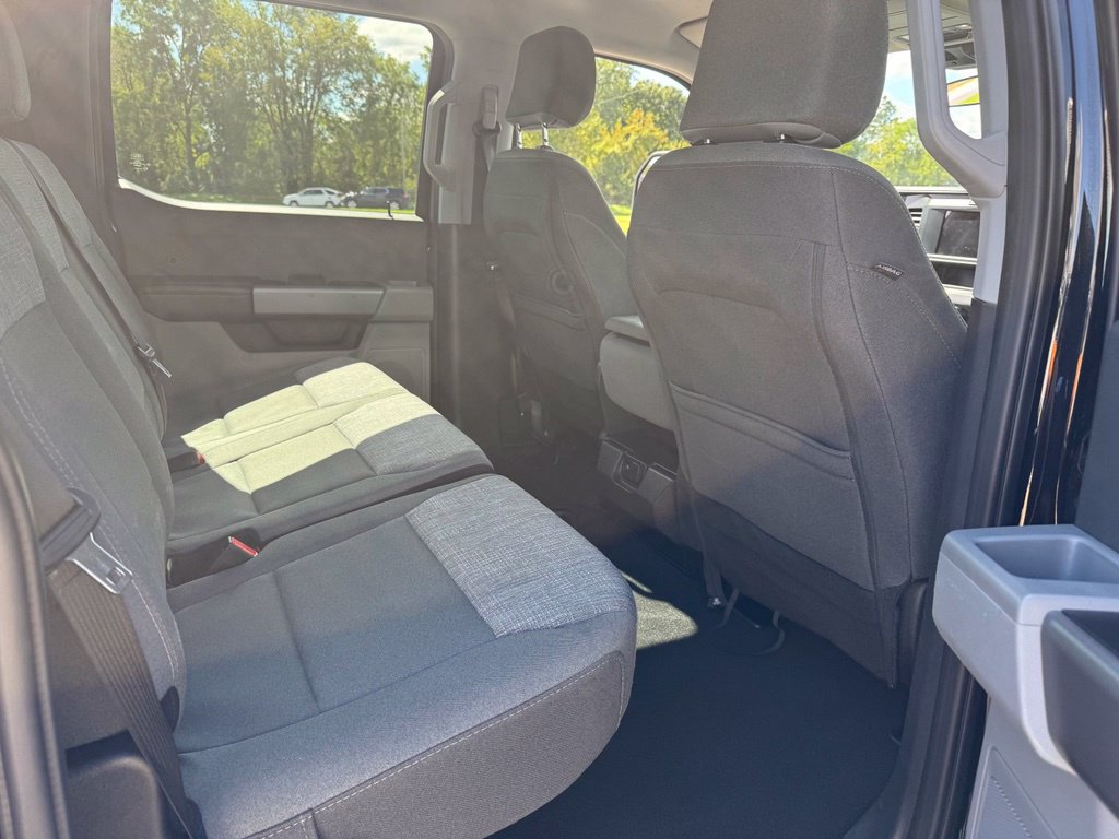 Certified 2025 Ford F250 XLT AWD/4WD image 16