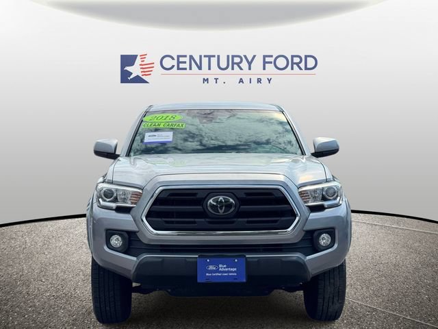 Used 2018 Toyota Tacoma SR5 w/ Four Season Floor Mat Package AWD/4WD image 6