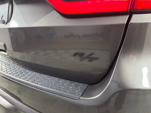 Used 2019 Dodge Durango R/T w/ Blacktop Package AWD/4WD image 35