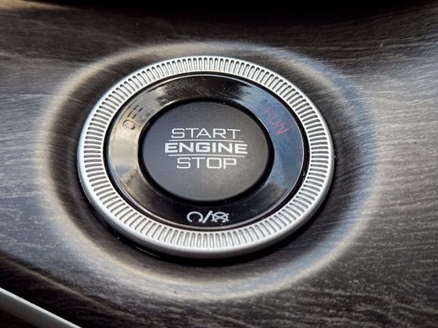 Used 2021 Jeep Grand Cherokee L Limited RWD image 20