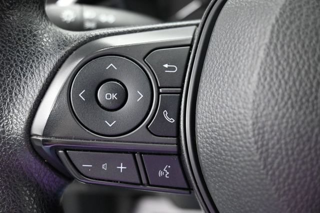 Used 2024 Toyota Corolla LE FWD image 17