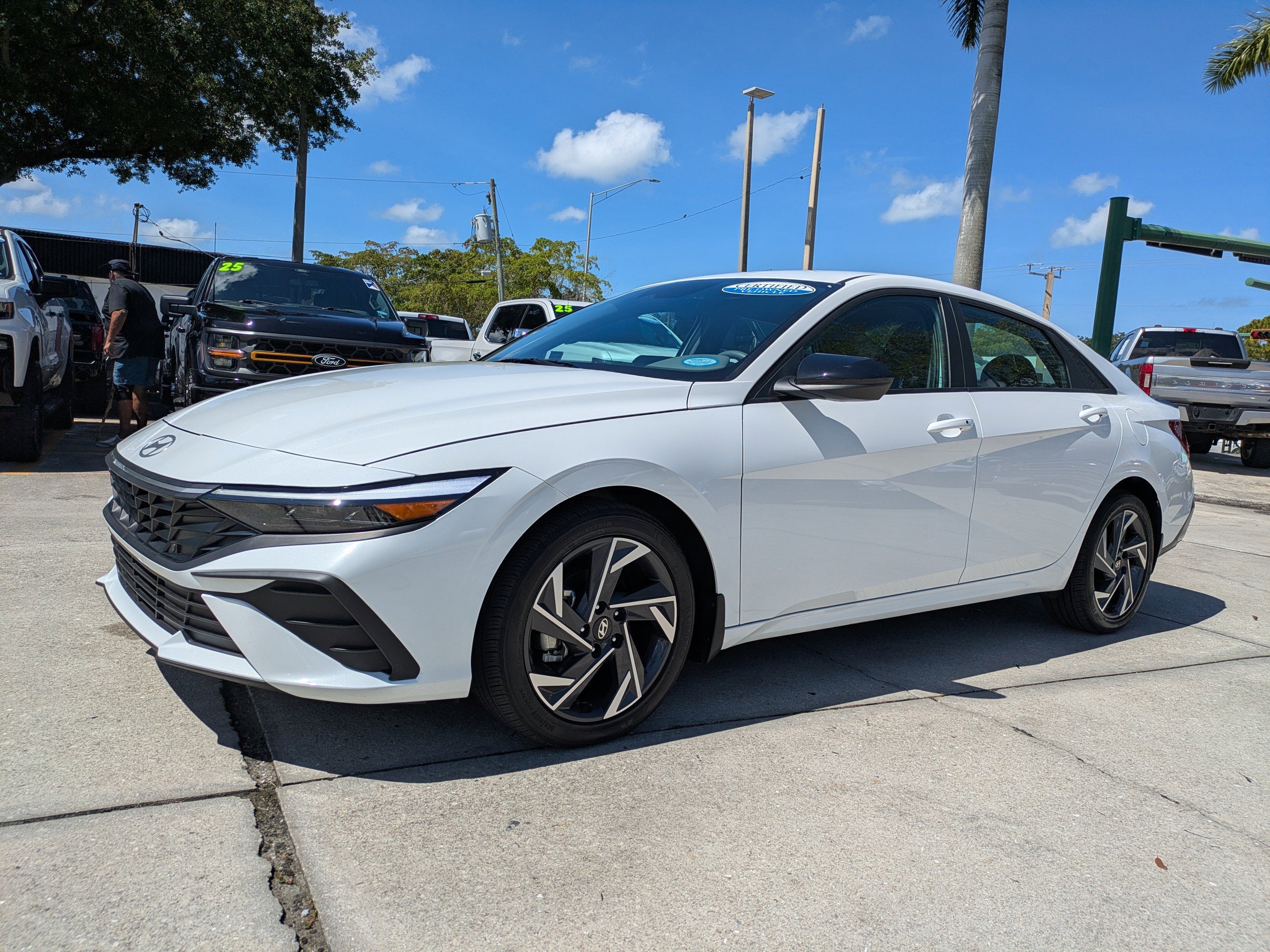 Used 2025 Hyundai Elantra Sport FWD image 26