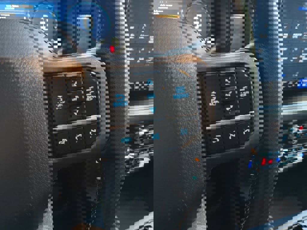 Certified 2025 Ford F150 Lariat image 19