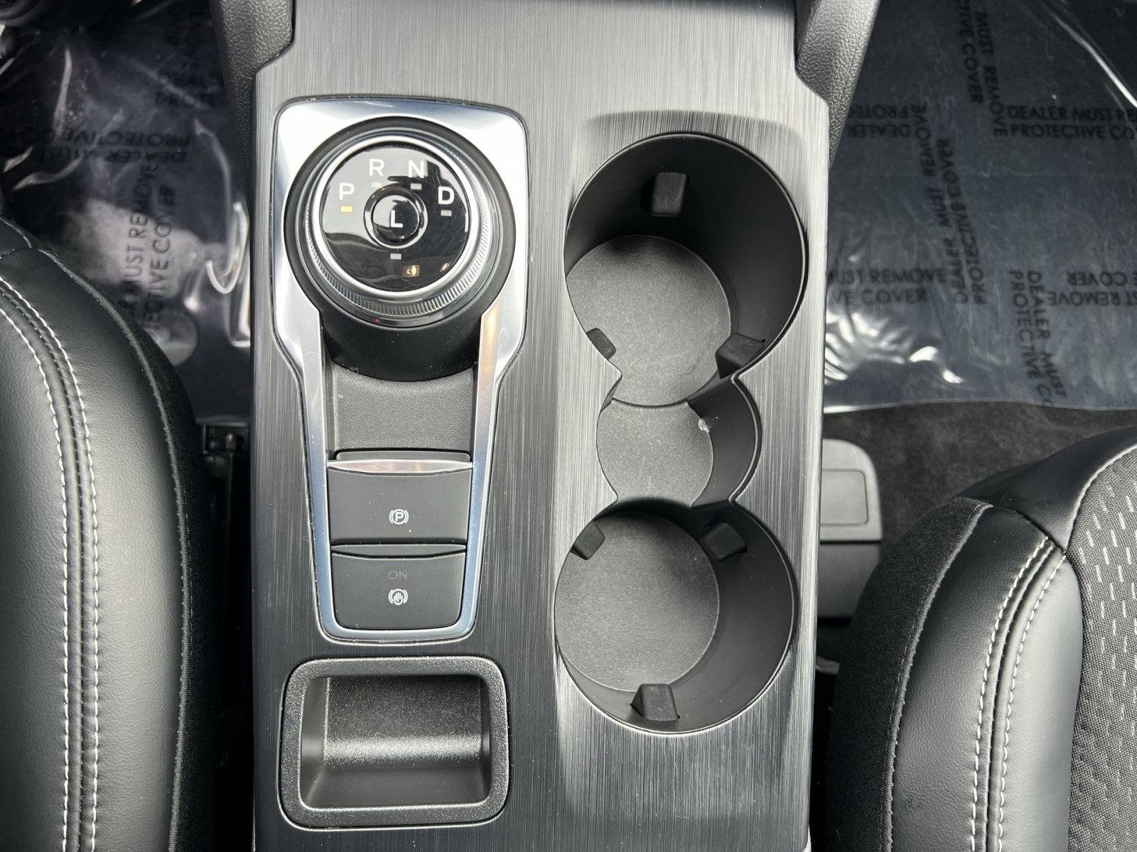 Certified 2025 Ford Escape SE image 22