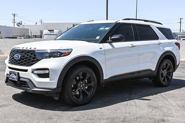 Certified 2024 Ford Explorer ST-Line w/ Class IV Trailer Tow Package AWD/4WD image 3