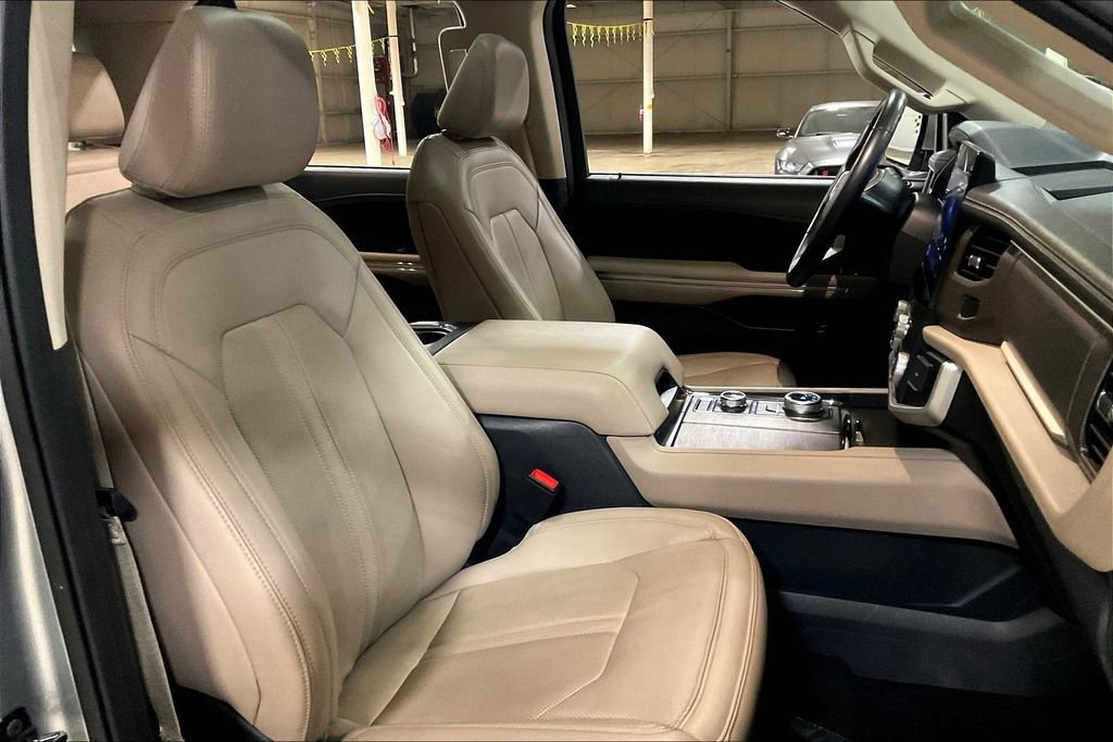 Certified 2024 Ford Expedition Max Limited image 9