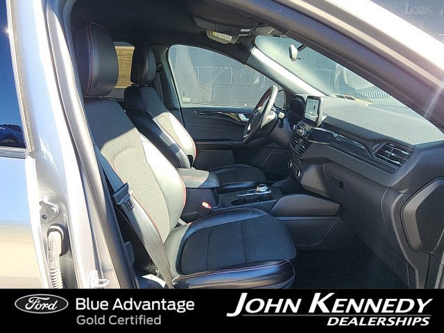 Certified 2024 Ford Escape ST-Line AWD/4WD image 11