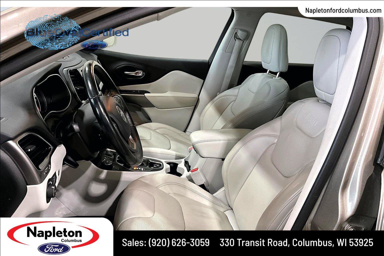 Used 2019 Jeep Cherokee Limited w/ Luxury Group AWD/4WD image 26