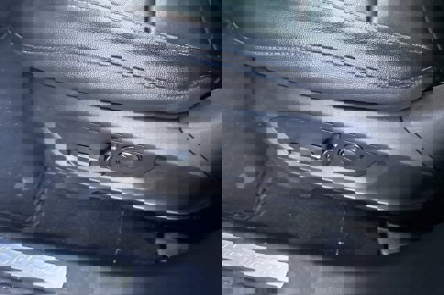 Certified 2020 Ford Explorer Limited w/ Hybrid Equipment Group 310A image 12