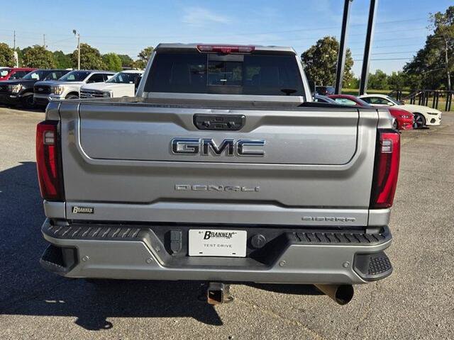Used 2025 GMC Sierra 2500 Denali Ultimate AWD/4WD image 10