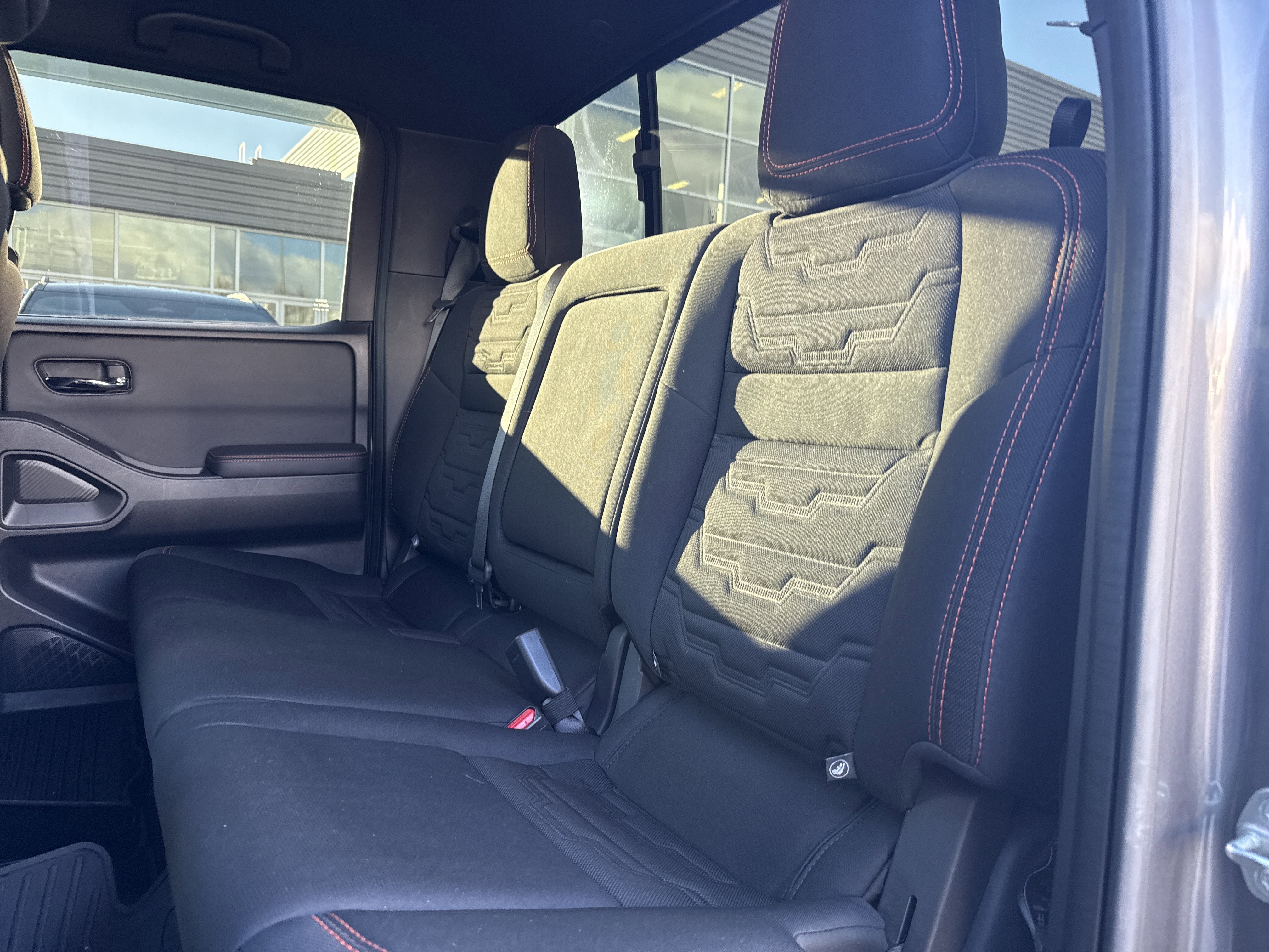 Used 2024 Nissan Frontier PRO-4X w/ Pro Convenience Package image 25