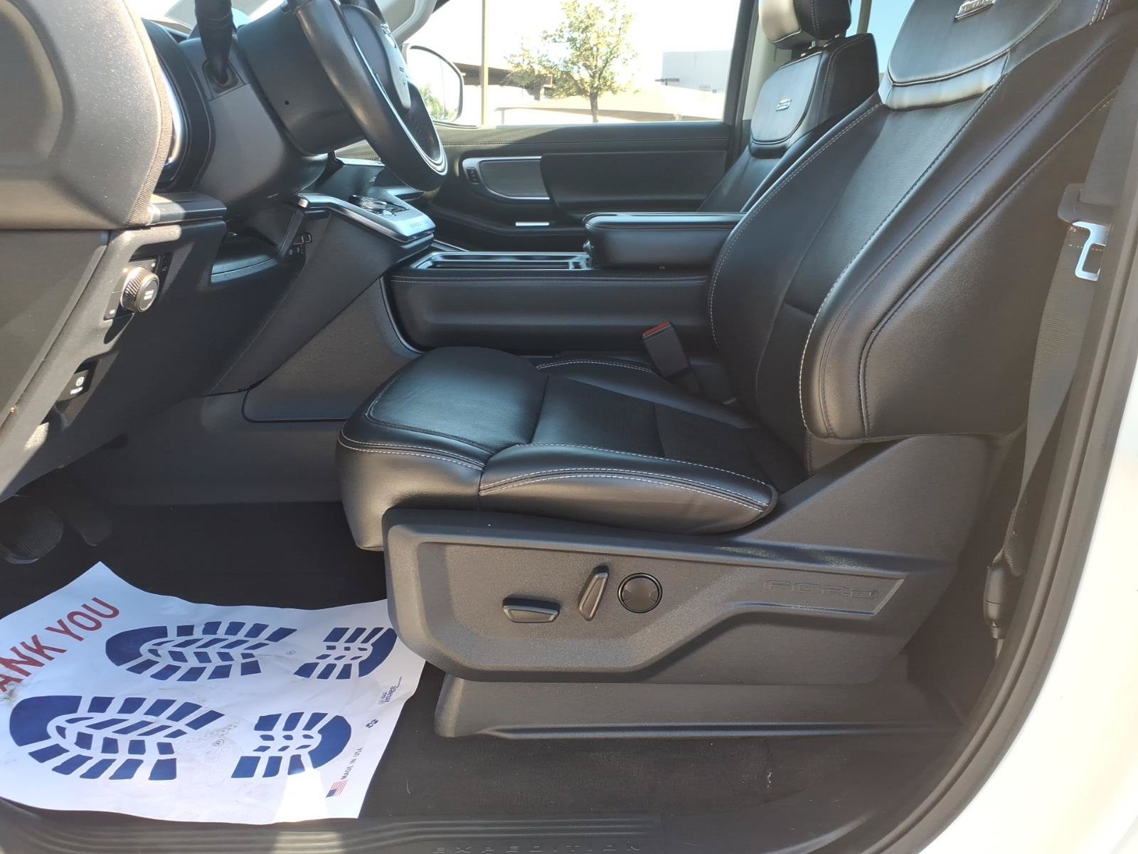 Certified 2025 Ford Expedition Max Platinum w/ Driver's Package AWD/4WD image 23