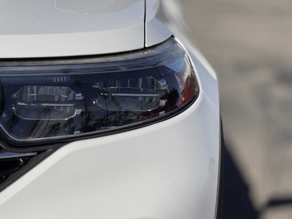 Certified 2021 Ford Explorer XLT w/ Class III Trailer Tow Package image 8