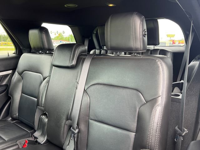 Certified 2017 Ford Explorer XLT w/ Equipment Group 202A AWD/4WD image 26