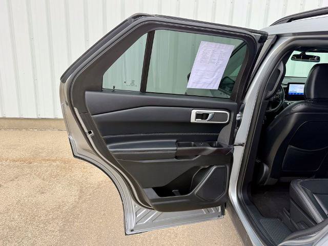Certified 2020 Ford Explorer XLT w/ Equipment Group 202A AWD/4WD image 16
