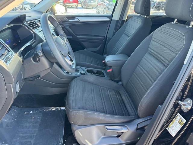 Used 2022 Volkswagen Tiguan S image 7