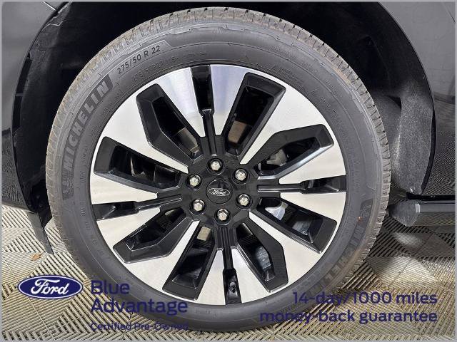 Certified 2025 Ford Expedition Platinum w/ Driver's Package AWD/4WD image 14