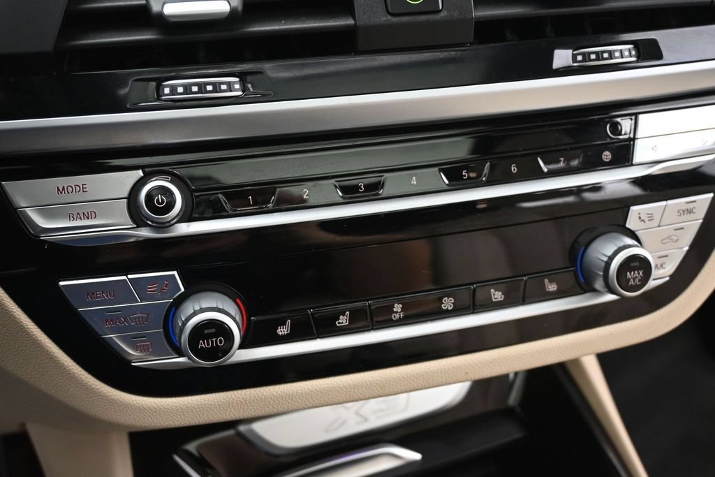 Used 2020 BMW X3 sDrive30i w/ Executive Package RWD image 17