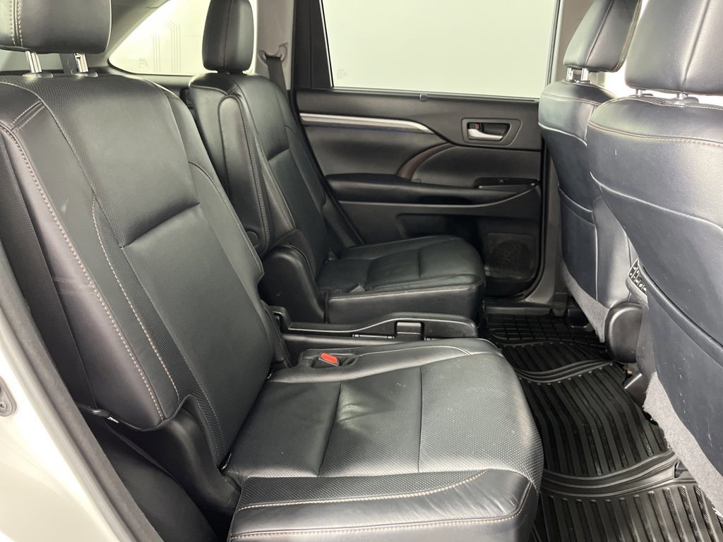 Used 2018 Toyota Highlander Limited image 29