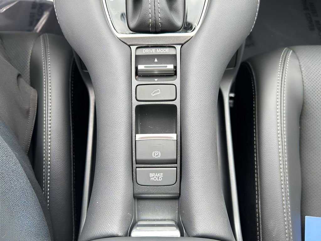 Used 2024 Honda HR-V EX-L image 18