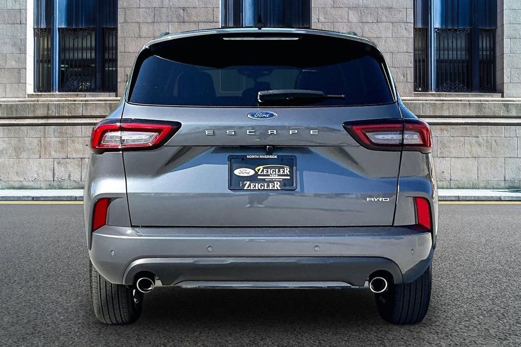 Certified 2023 Ford Escape ST-Line w/ Tech Pack #1 AWD/4WD image 4