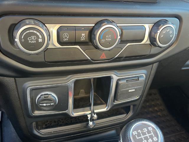 Used 2019 Jeep Wrangler Sport image 11