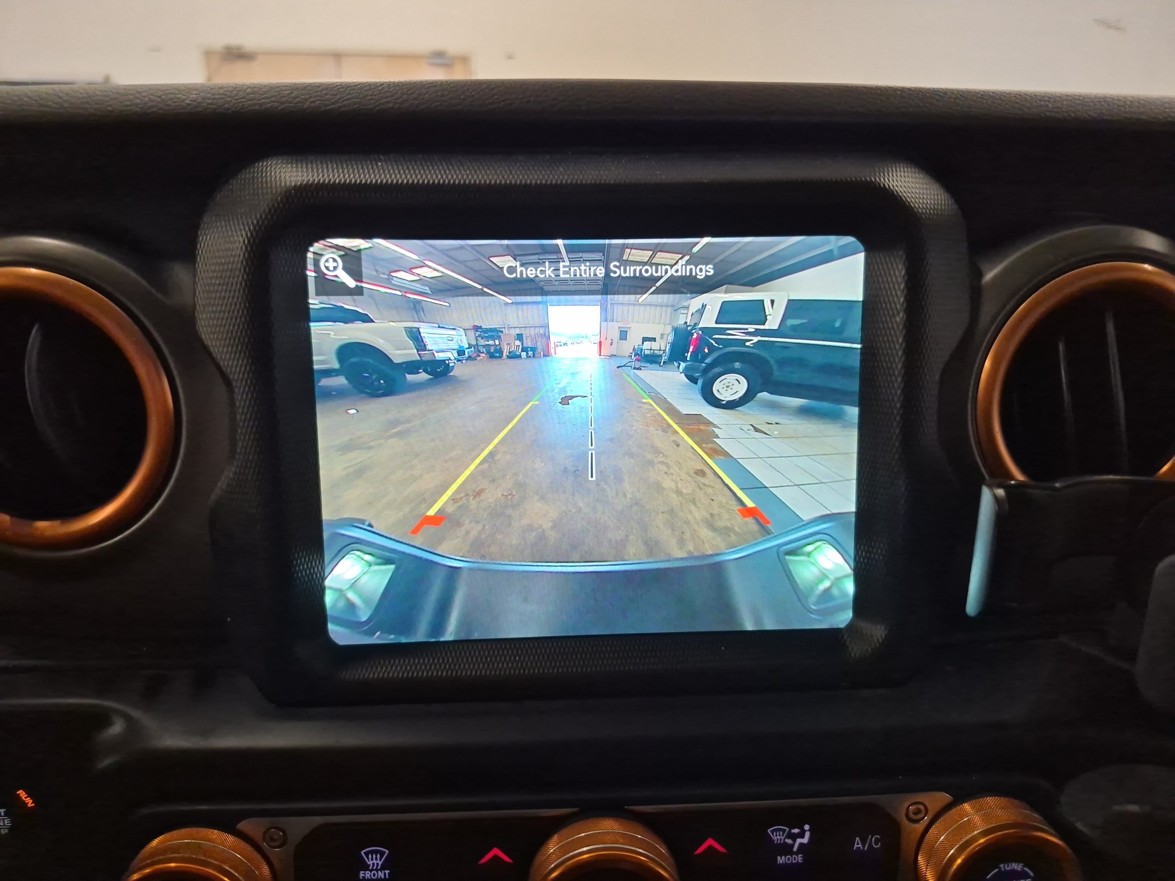Used 2022 Jeep Gladiator Sport AWD/4WD image 36