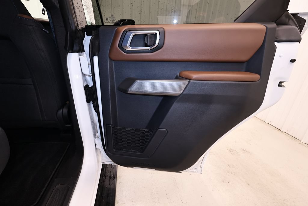 Certified 2023 Ford Bronco Outer Banks AWD/4WD image 15