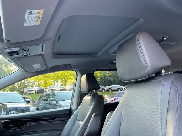 Used 2018 Honda Odyssey Elite image 25