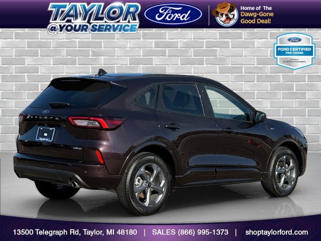 Certified 2023 Ford Escape ST-Line w/ Tech Pack #1 AWD/4WD image 3