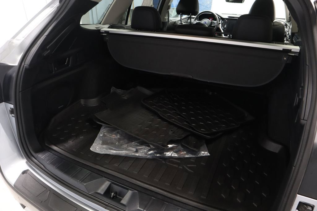 Used 2022 Subaru Outback Limited w/ Popular Package #2 image 19