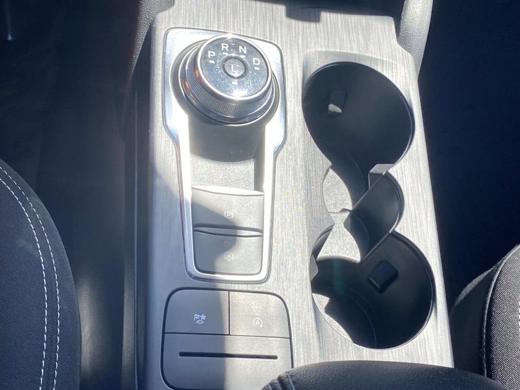 Certified 2025 Ford Escape Active FWD image 30