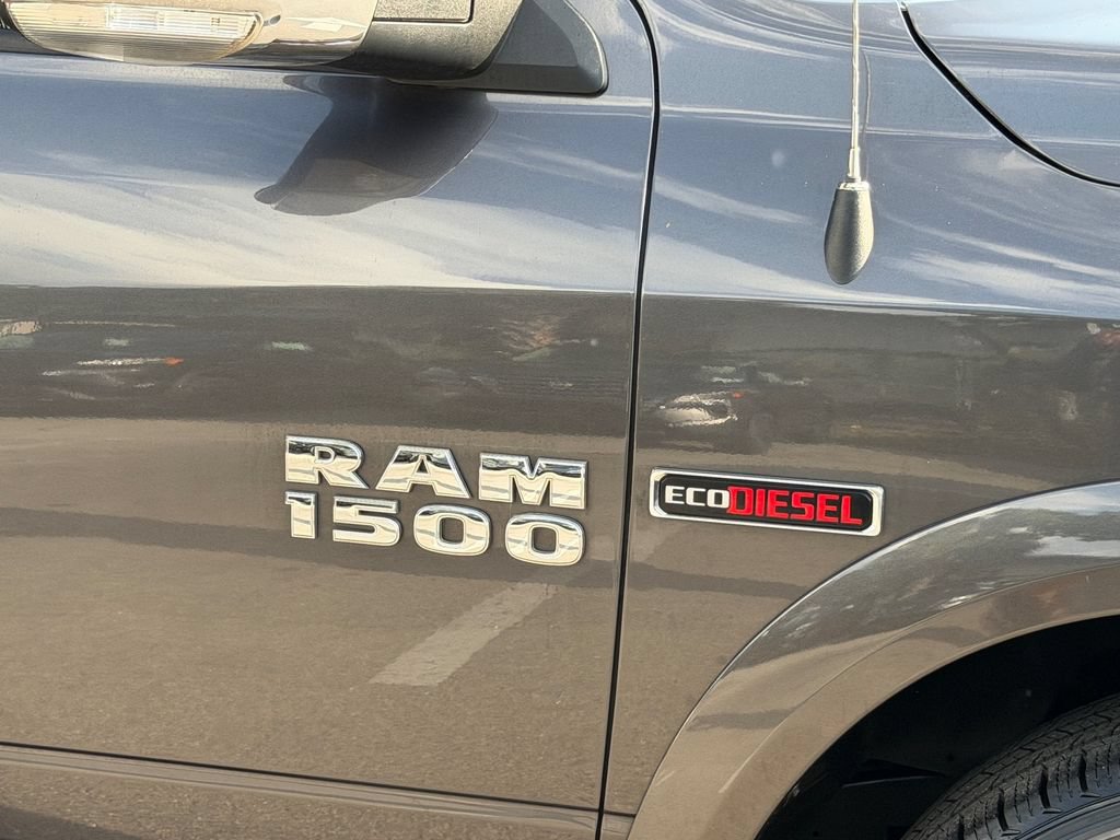 Used 2018 RAM 1500 Laramie w/ Convenience Group AWD/4WD image 10
