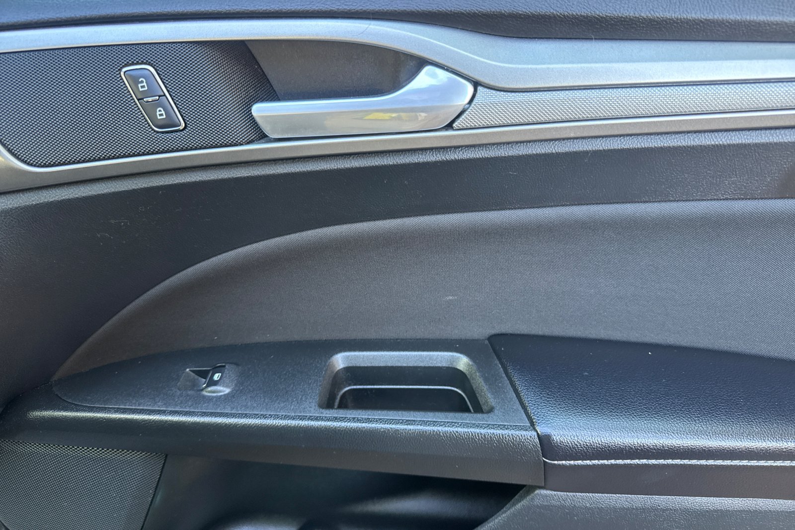 Certified 2019 Ford Fusion SE FWD image 13