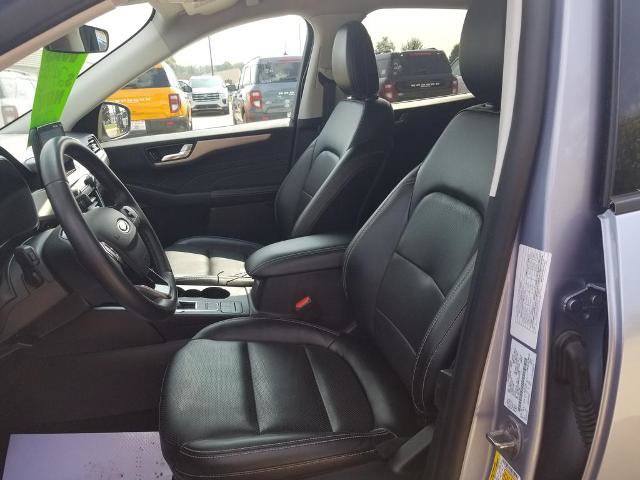 Certified 2022 Ford Escape SEL w/ Technology Package AWD/4WD image 12