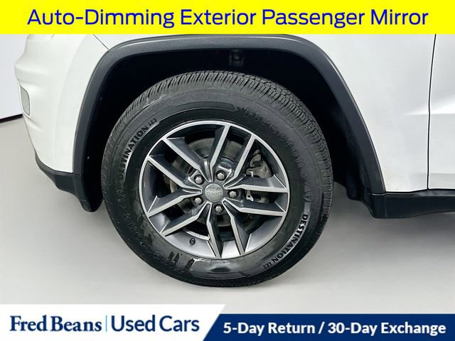 Used 2017 Jeep Grand Cherokee Limited AWD/4WD image 39