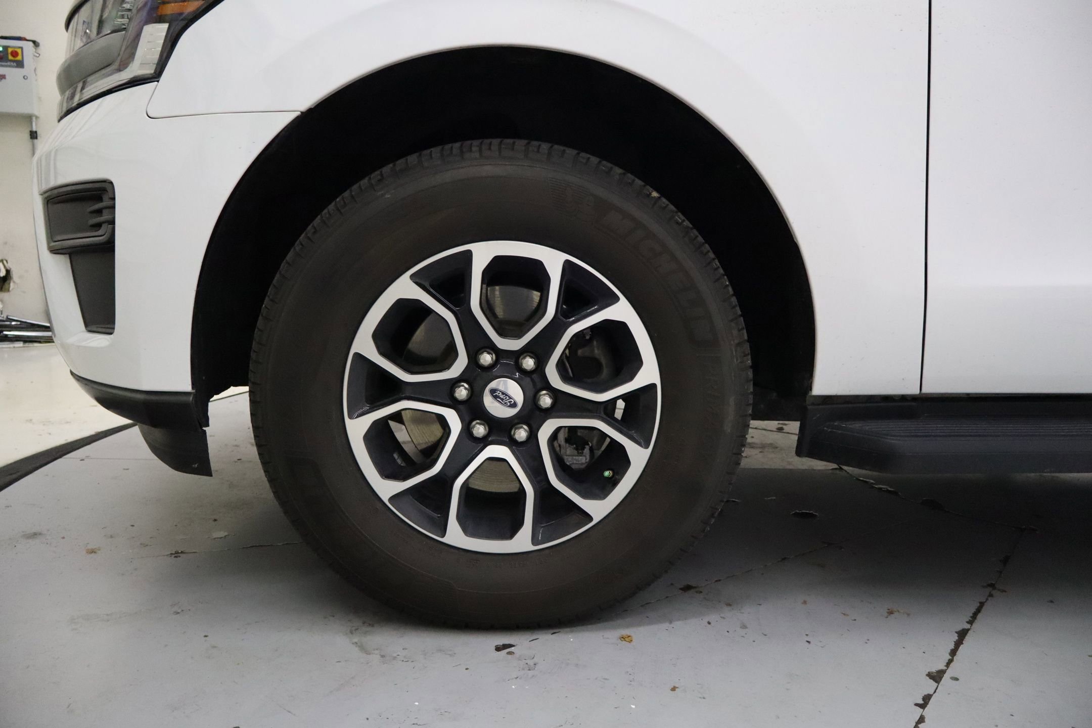 Certified 2022 Ford Expedition XLT image 12