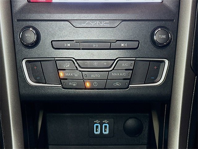 Certified 2019 Ford Fusion SE image 13