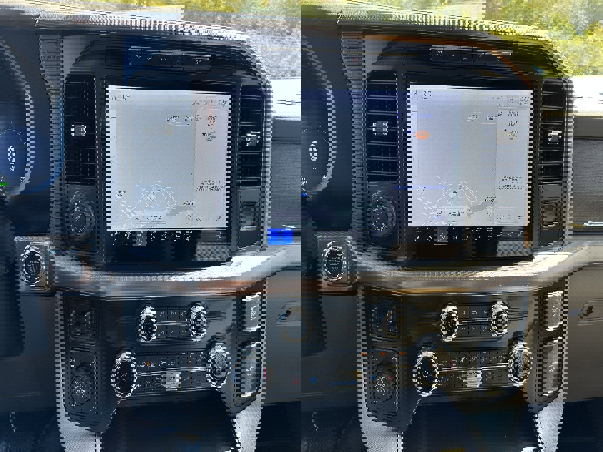 Certified 2024 Ford F150 Platinum w/ Equipment Group 703A Plus image 13