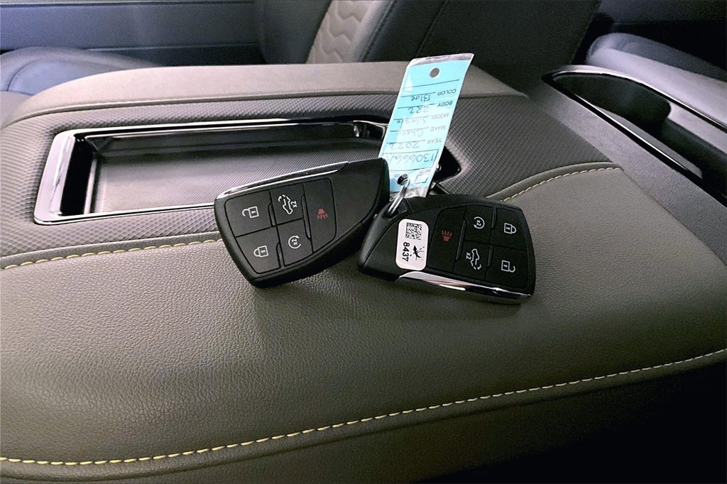 Used 2022 Chevrolet Silverado 1500 ZR2 w/ Technology Package image 9