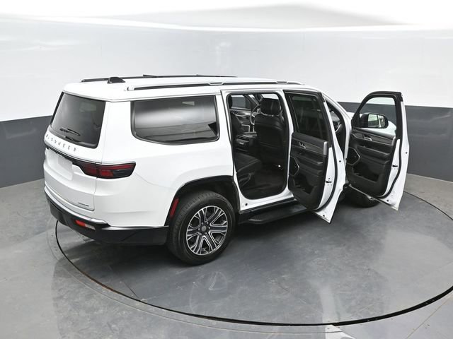 Used 2024 Jeep Wagoneer Series II AWD/4WD image 24