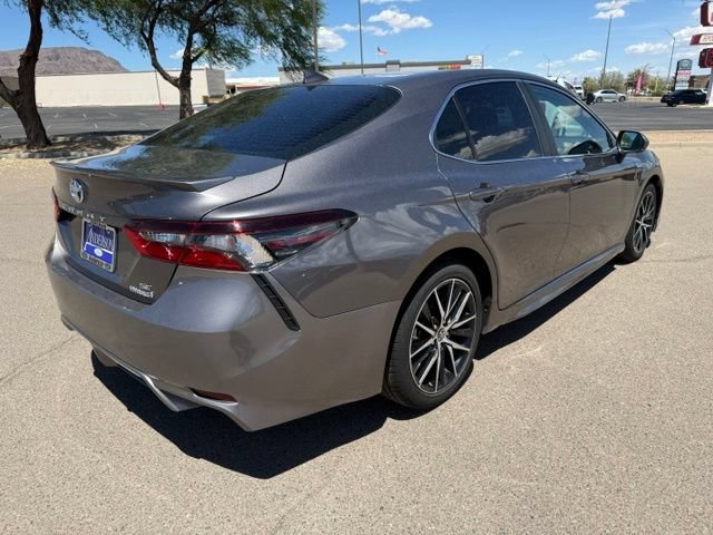 Used 2021 Toyota Camry SE w/ Audio Upgrade Package FWD image 5