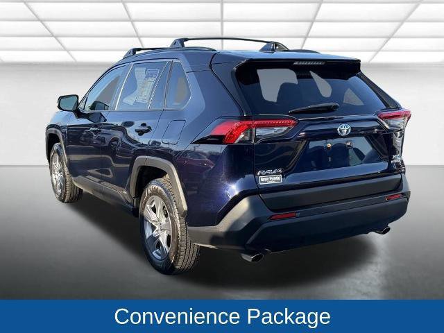 Used 2022 Toyota RAV4 XLE w/ Convenience Package AWD/4WD image 2