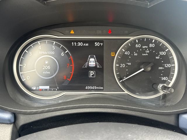 Used 2023 Nissan Versa SV image 10