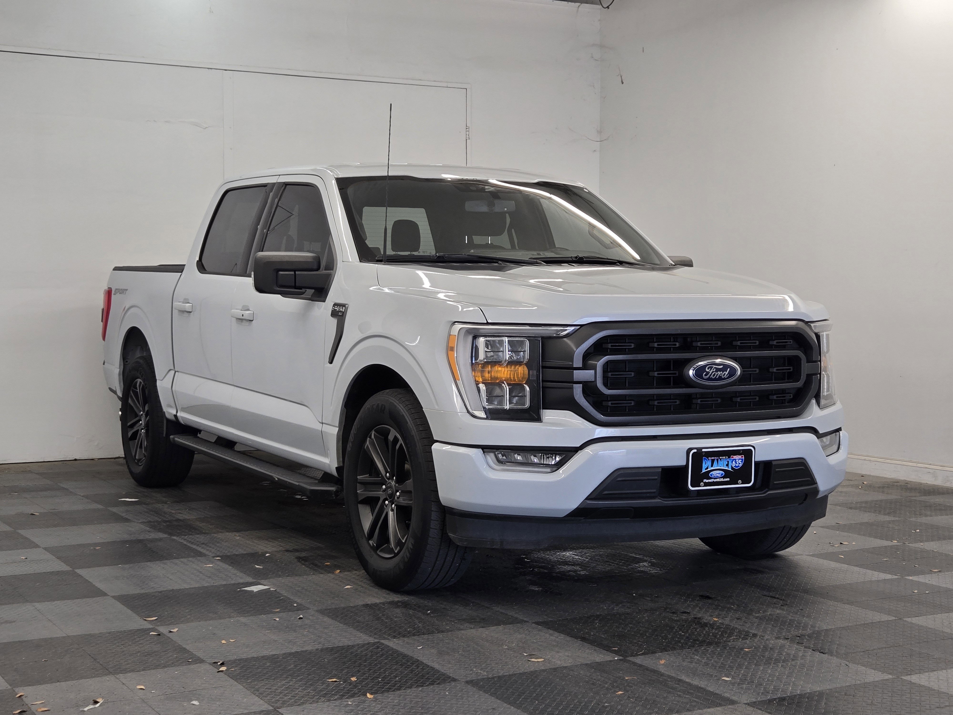 Certified 2022 Ford F150 XLT w/ Equipment Group 302A High image 6