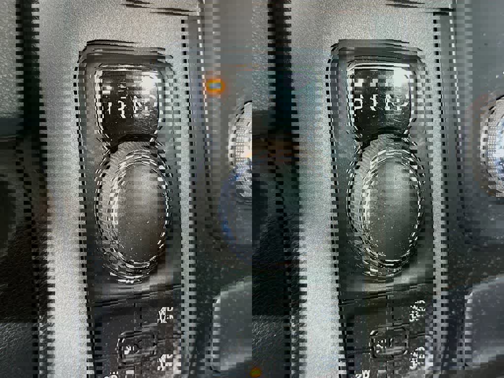 Used 2018 RAM 1500 Express w/ Express Value Package image 21